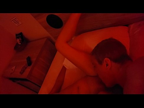 ❤️ Licking my wet pussy. ️❌ Duršanās video pie lv.mysexpics.ru